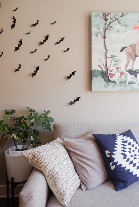 minimalist fall decor